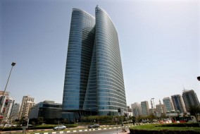 أبوظبي تستثمر 1.5 مليار دولار في 