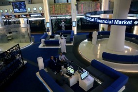 تصعيد الأعمال العدائية بين أمريكا وإيران يضغط على الأسهم الخليجية