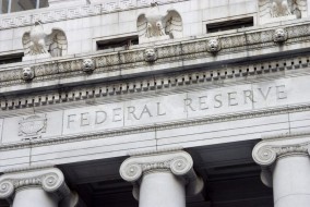 المركزي الأمريكي قلق من خفض مبكر لسعر الفائدة