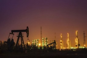 نفط برنت يقفز نحو 2% بعد تقارير عن استعداد إسرائيل لضرب إيران